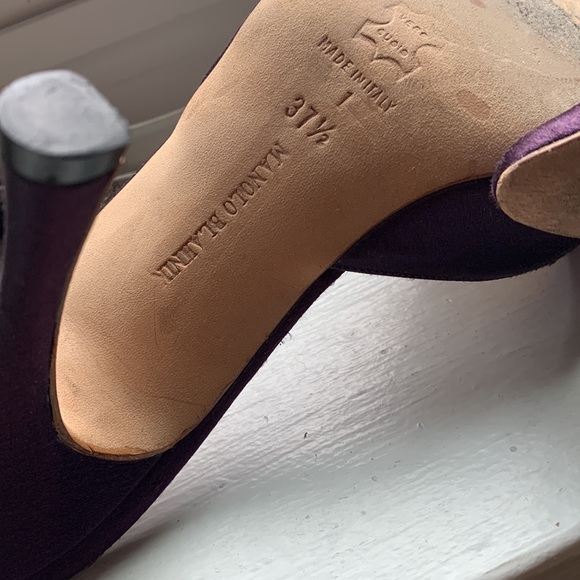 Manolo Blahnik Purple Satin Pointy Toe Heels with Rhinestone Ankle Strap, 37.5 - Picture 11 of 13